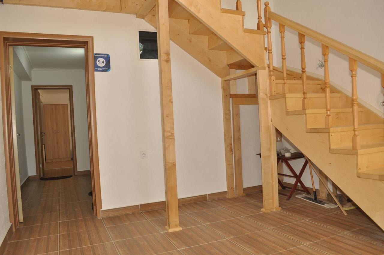 Apartments & Rooms Bojic コラシン エクステリア 写真