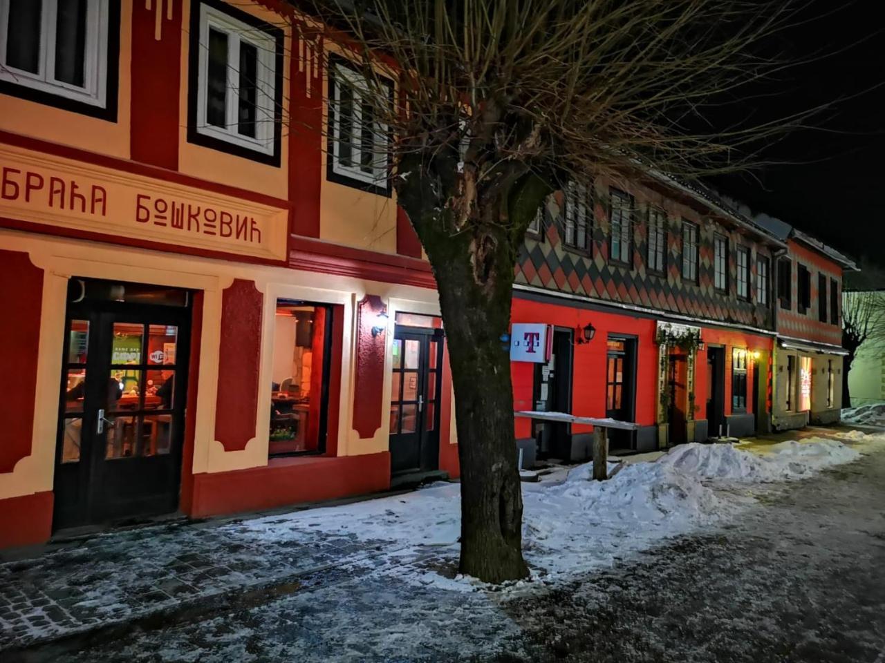 Apartments & Rooms Bojic コラシン エクステリア 写真